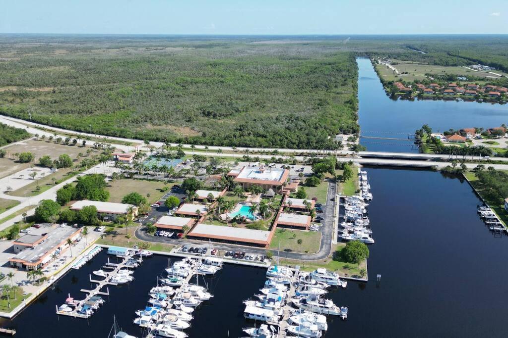 North NaplesMarina Getaway On The Water!公寓 外观 照片