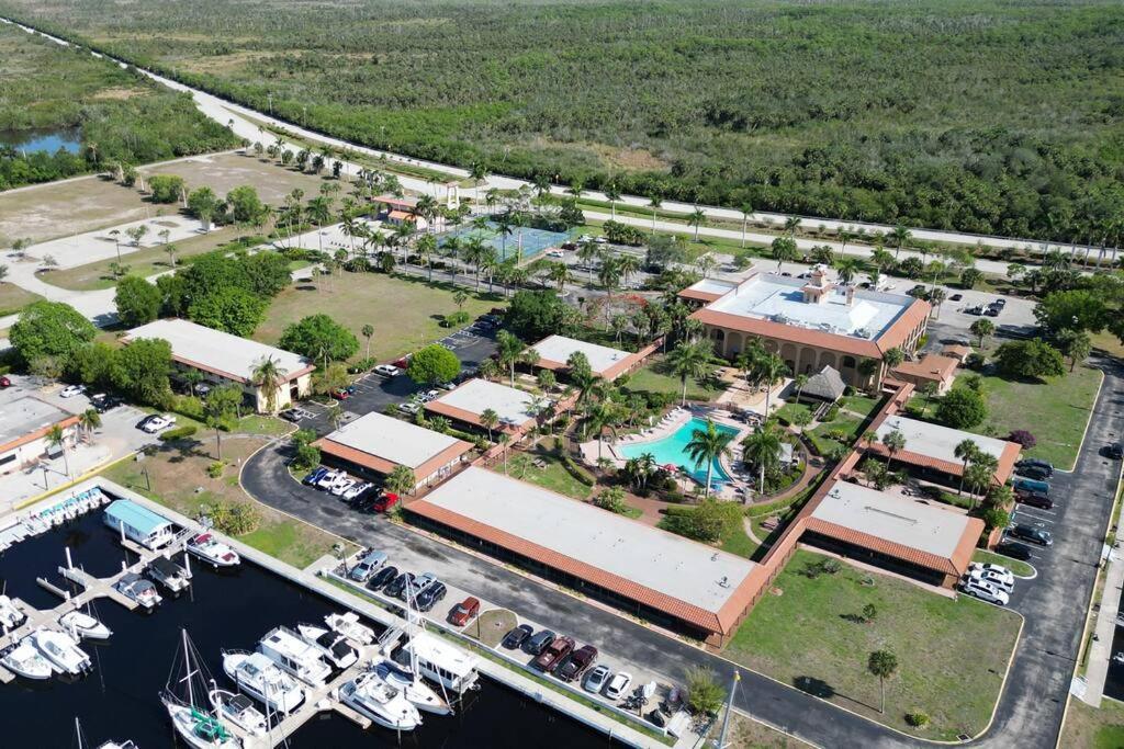 North NaplesMarina Getaway On The Water!公寓 外观 照片