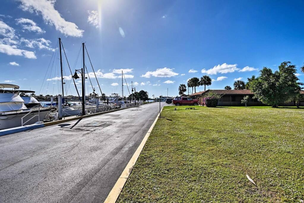 North NaplesMarina Getaway On The Water!公寓 外观 照片